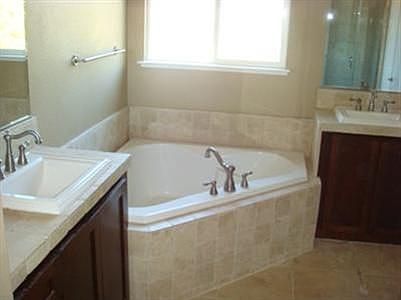 5th image of 2141 Viola Way