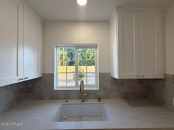 4th image of 6329 W OCOTILLO Road