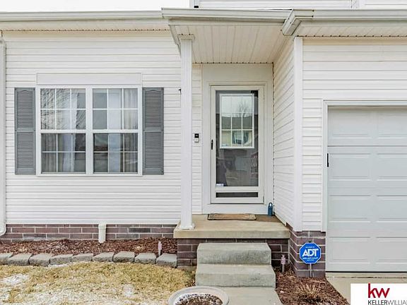 2nd image of 14507 S 29th Cir