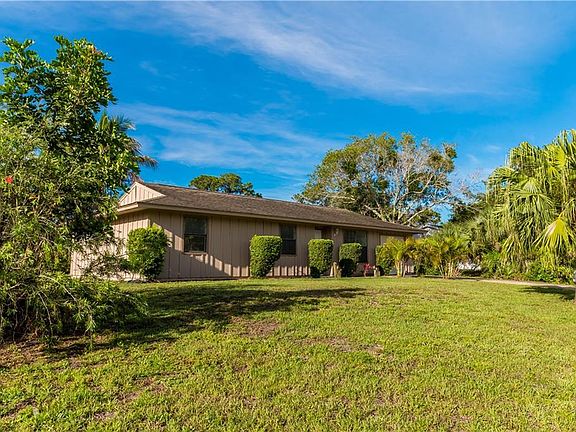Home For Sale In Vero Beach Highlands