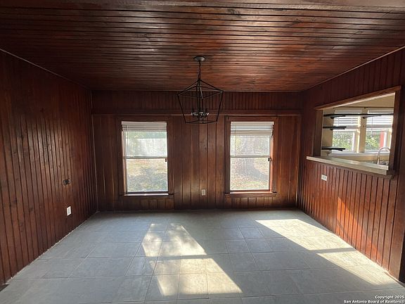 5th image of 210 Aero