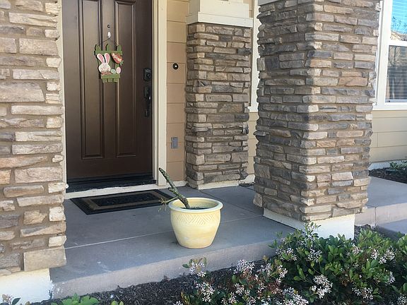 5th image of 481 Pear Ave Unit 102