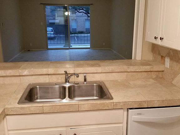 4th image of 7709 Broadway St APT 101