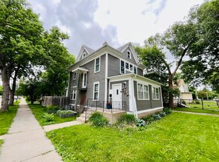 725 S Lincoln St, Aberdeen, SD 57401
