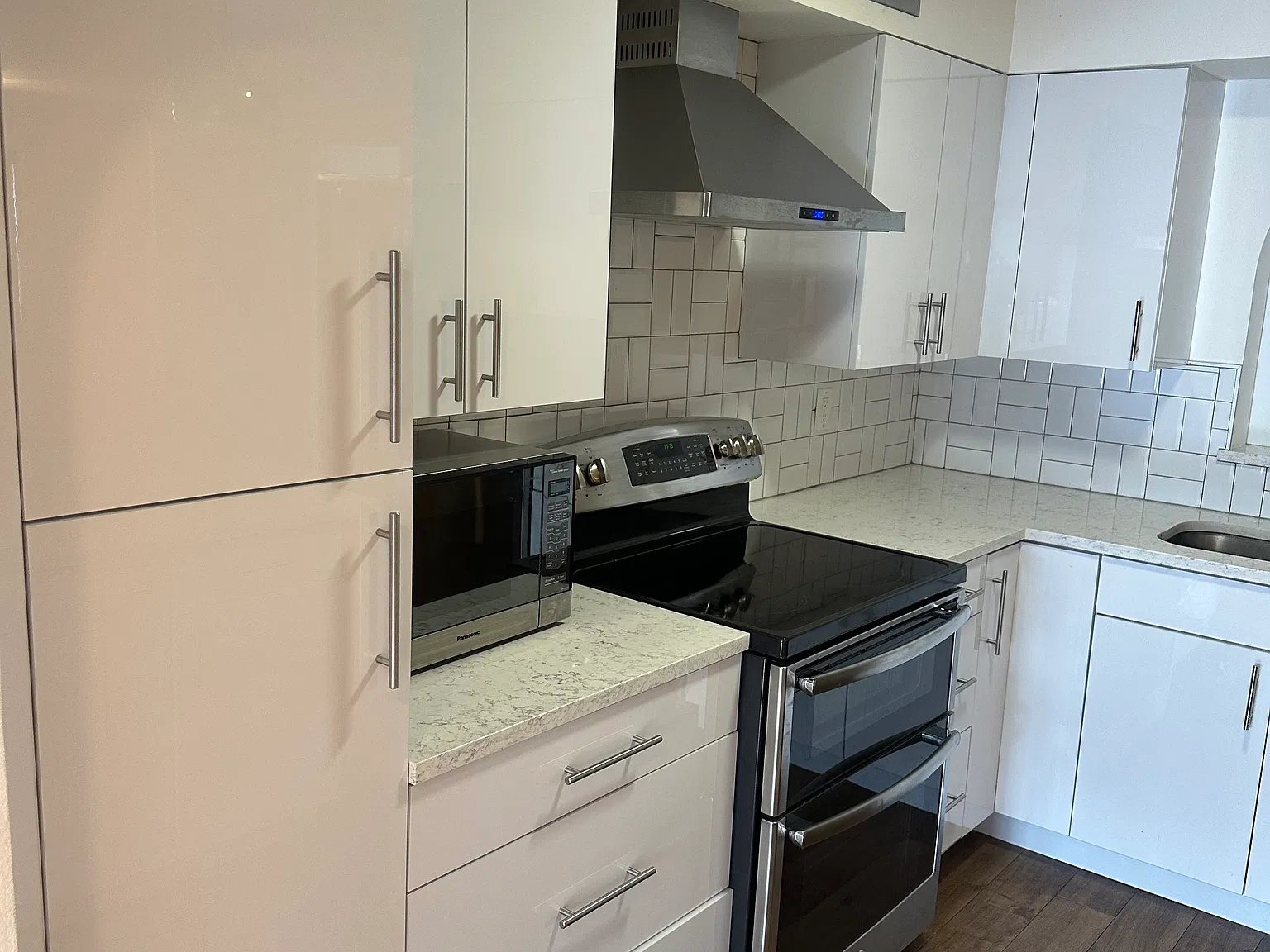 2 bed, 1312 sqft, $2,400 — Photo 3