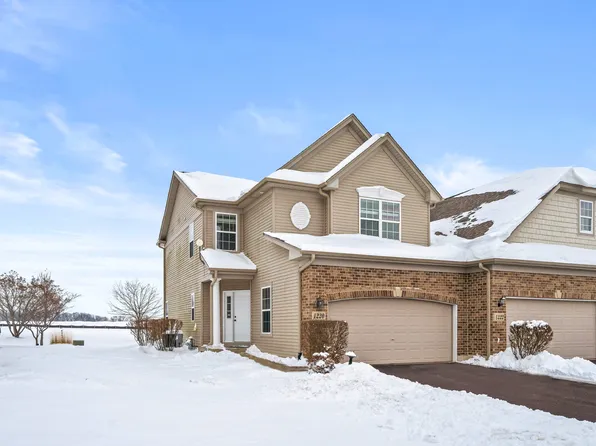 1220 Sears Cir, Elburn, IL 60119