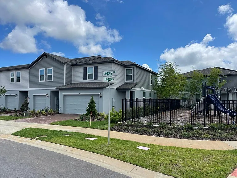 407 Legacy Loop — Photo 21