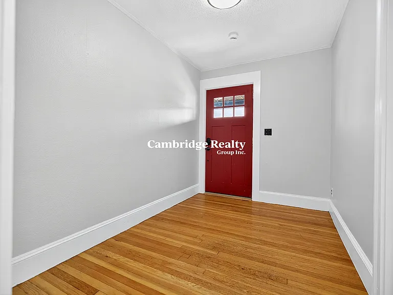 254 Main St #1T — Photo 8