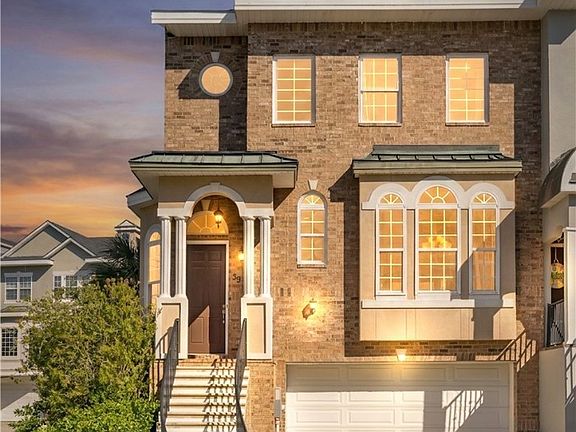 3rd image of 39 Hidden Pointe Drive