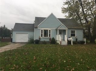 899 Parkhurst Blvd, Tonawanda, NY 14150