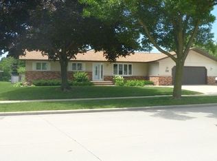 1109 S Clara St, Appleton, WI 54915