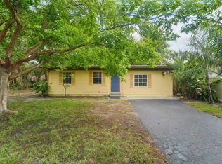 2342 Margaret St, Sarasota, FL 34237