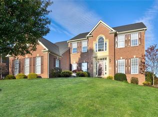 138 Scenic Ridge Dr, Venetia, PA 15367