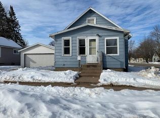 1103 S Lafayette St, Shawano, WI 54166