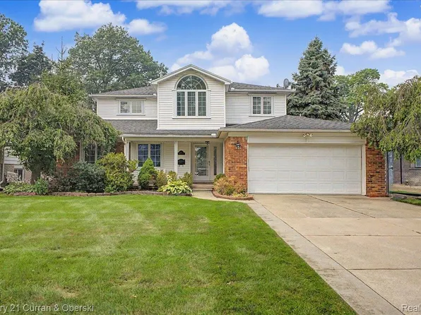 811 Nightingale St, Dearborn, MI 48128