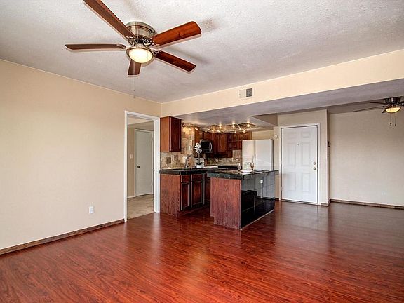 3rd image of 540 N May St APT 3106