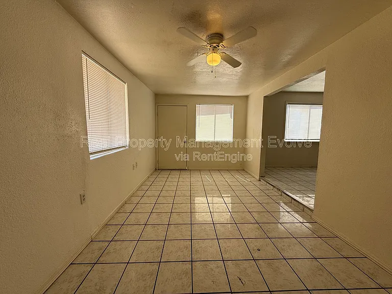 13829 N 48th Ave — Photo 12