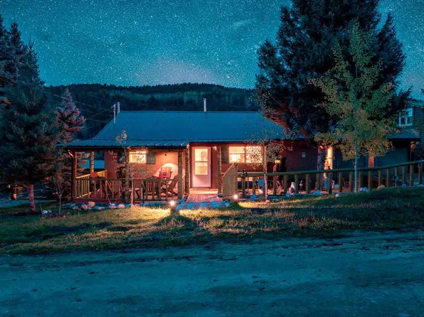 40 Cielo Vista Rd, Vadito, NM 87529