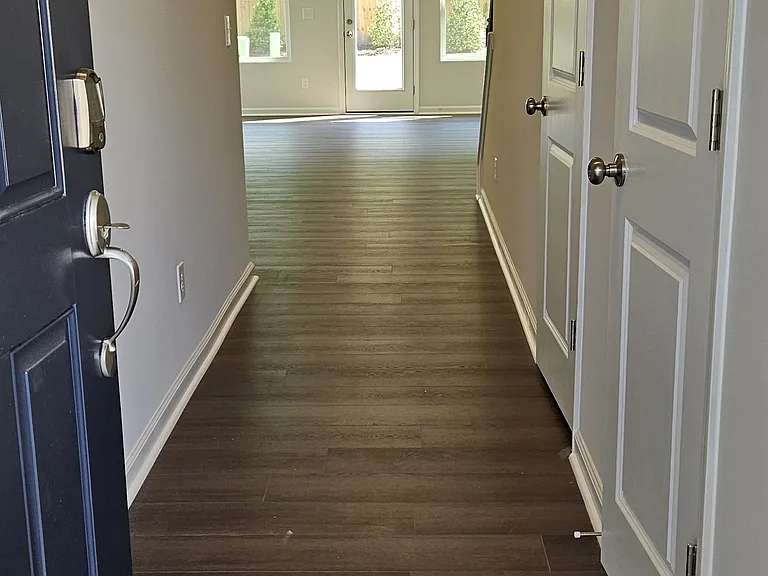 270 Paramount Dr — Photo 3