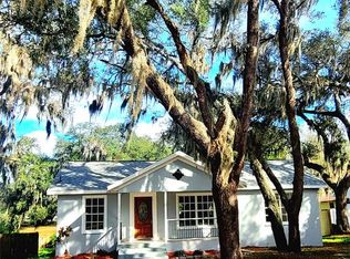 302 Larson Ave, Brandon, FL 33510