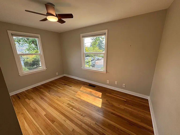 3420 W Bertona St — Photo 21
