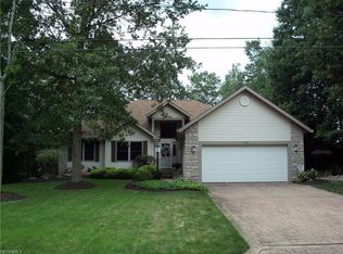 1428 Lake Vue Dr, Rome, OH 44085