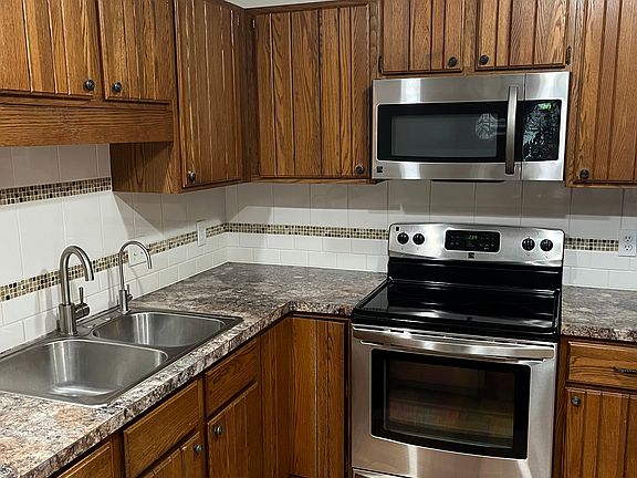 5th image of 121 Shoreline Dr #121