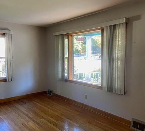 Another view of the living area.