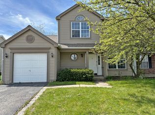 244 Wilton Ln, Mundelein, IL 60060