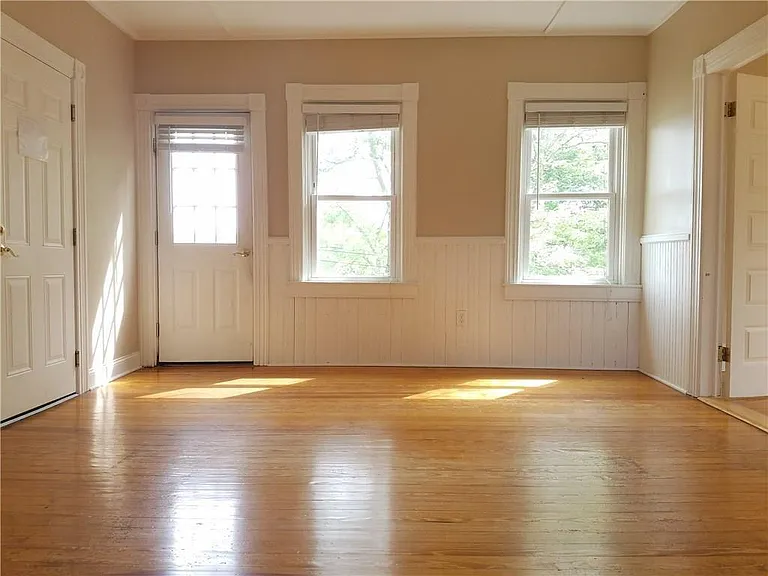 3 Bay View Ave #6 — Photo 6