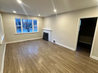 145 Wharncliffe Rd N #1, London, ON N6H2B1