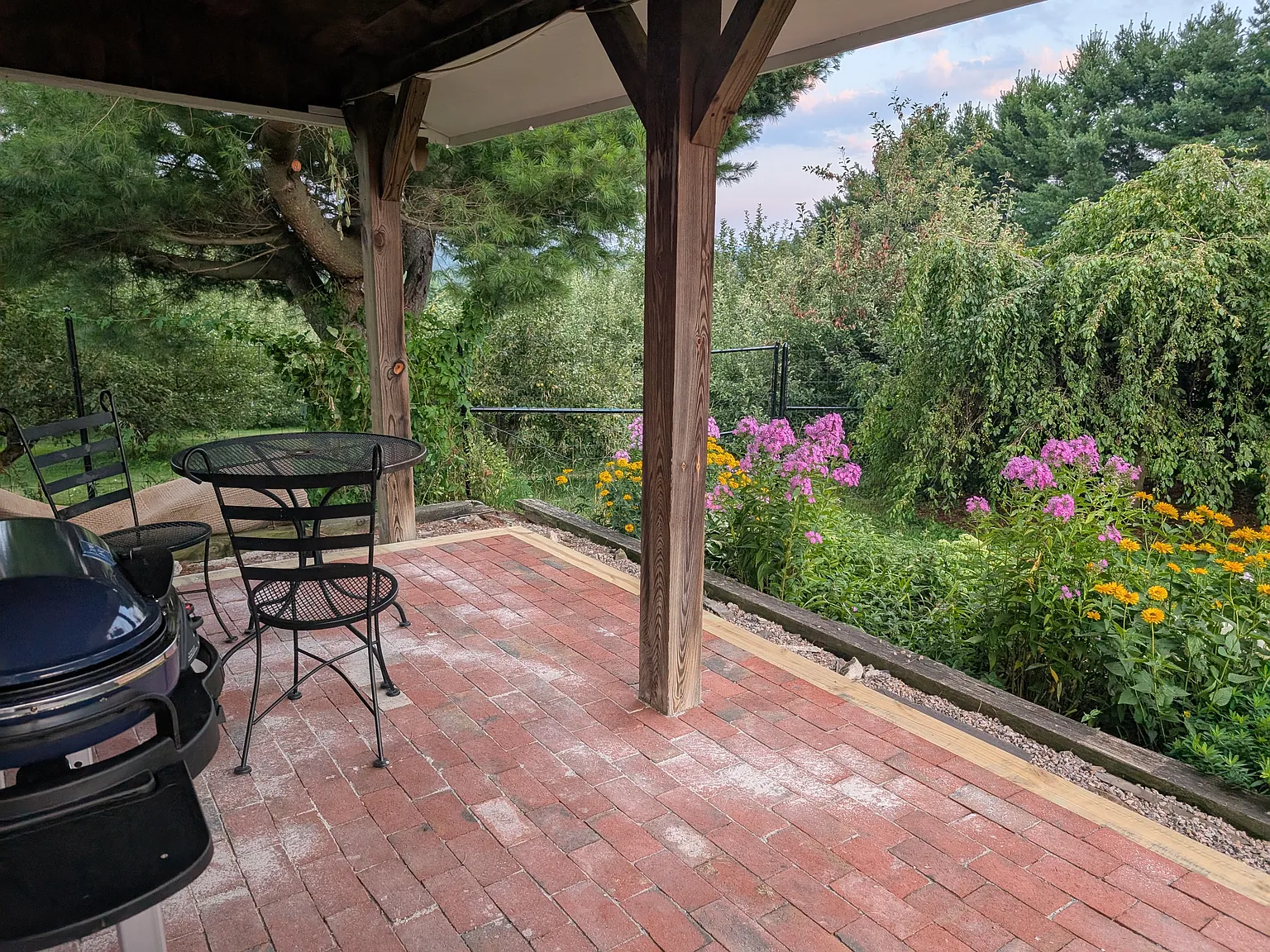 763 Pattee Hill Rd — Photo 3