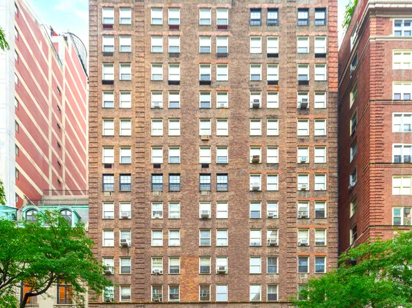 8 East 96th Street image 15 of 24