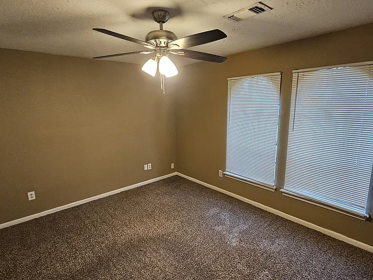 14734 Treborway Dr — Photo 21