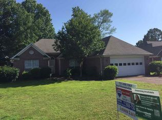 234 Fairway Blvd, Jackson, TN 38305