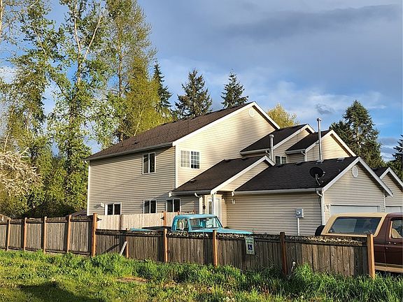 3rd image of 102 River Ave SE