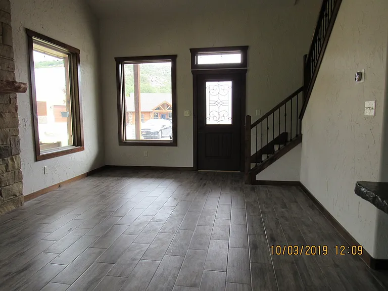521 NW Eagles Landing Pl — Photo 28