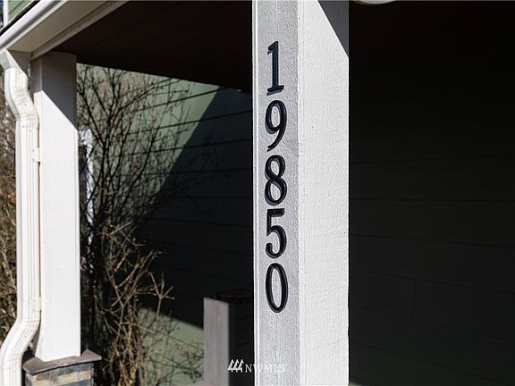 5th image of 19850 SE 272nd St