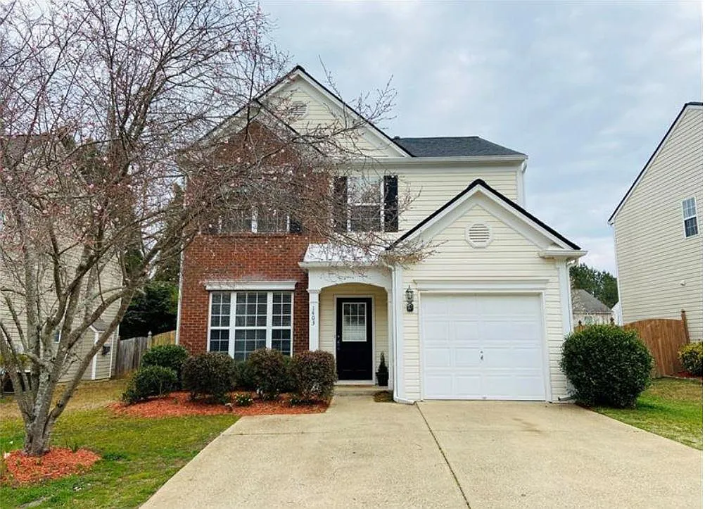 1403 Anona Pl photo 1