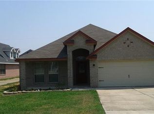 1714 Avenue B, Grand Prairie, TX 75051