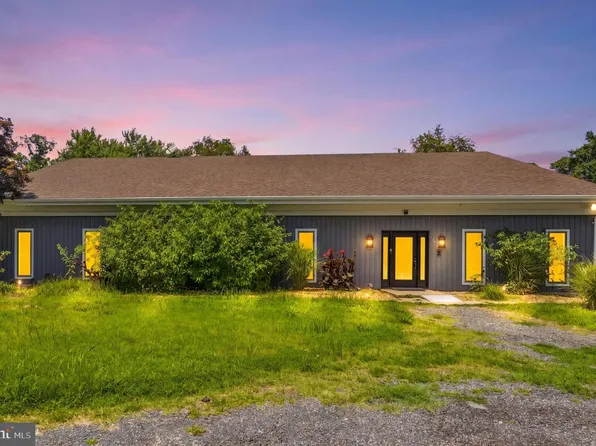 20 Betts Rd, Stafford, VA 22554