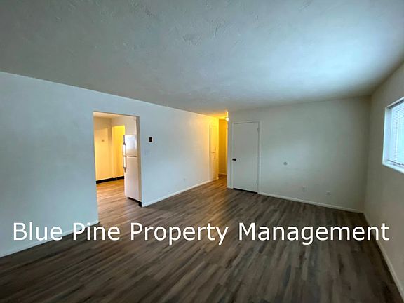 2nd image of 1680 Calkins Ave #4