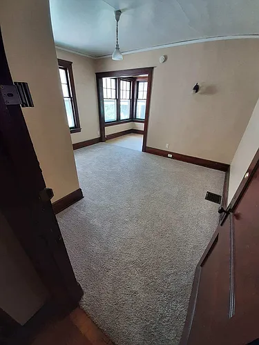 110 Lafayette Ave SE #3 Photo 1