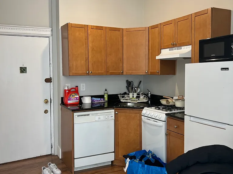 33 Hemenway St #3 — Photo 4