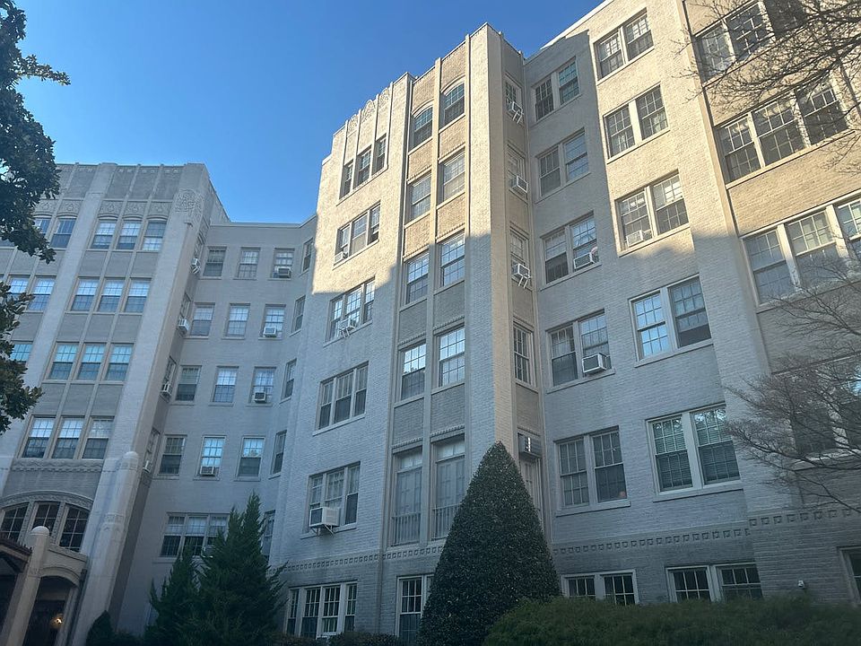 1st image of 2737 Devonshire Pl NW