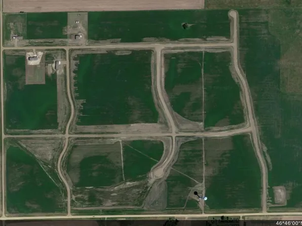 10 Roper Pl, Mandan, ND 58554