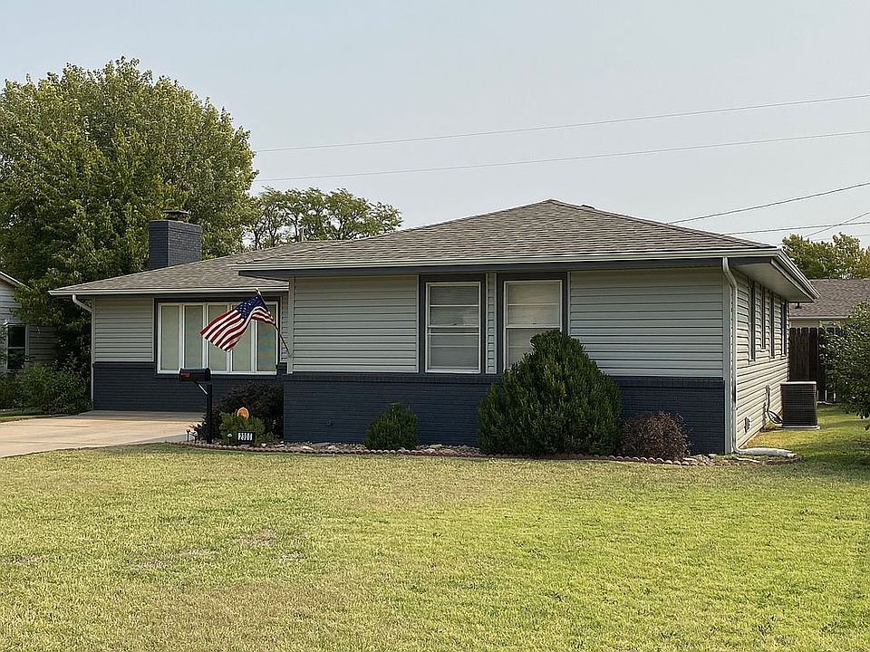 1st image of 2300 4th Ave