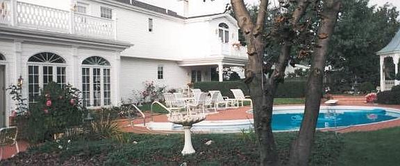 Back Exterior/pool area