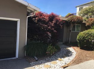 160 Hiawatha Ave, Pacifica, CA 94044