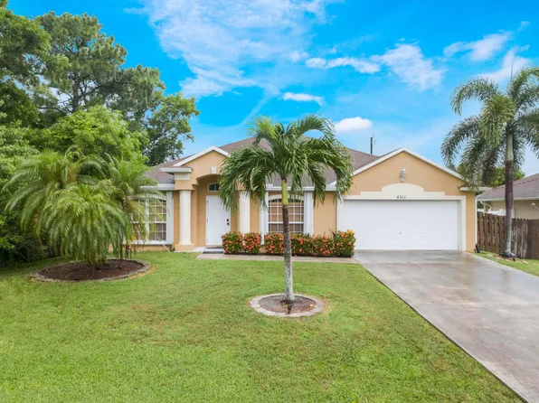 4511 NW Glazbrook Street, Port St Lucie, FL 34983